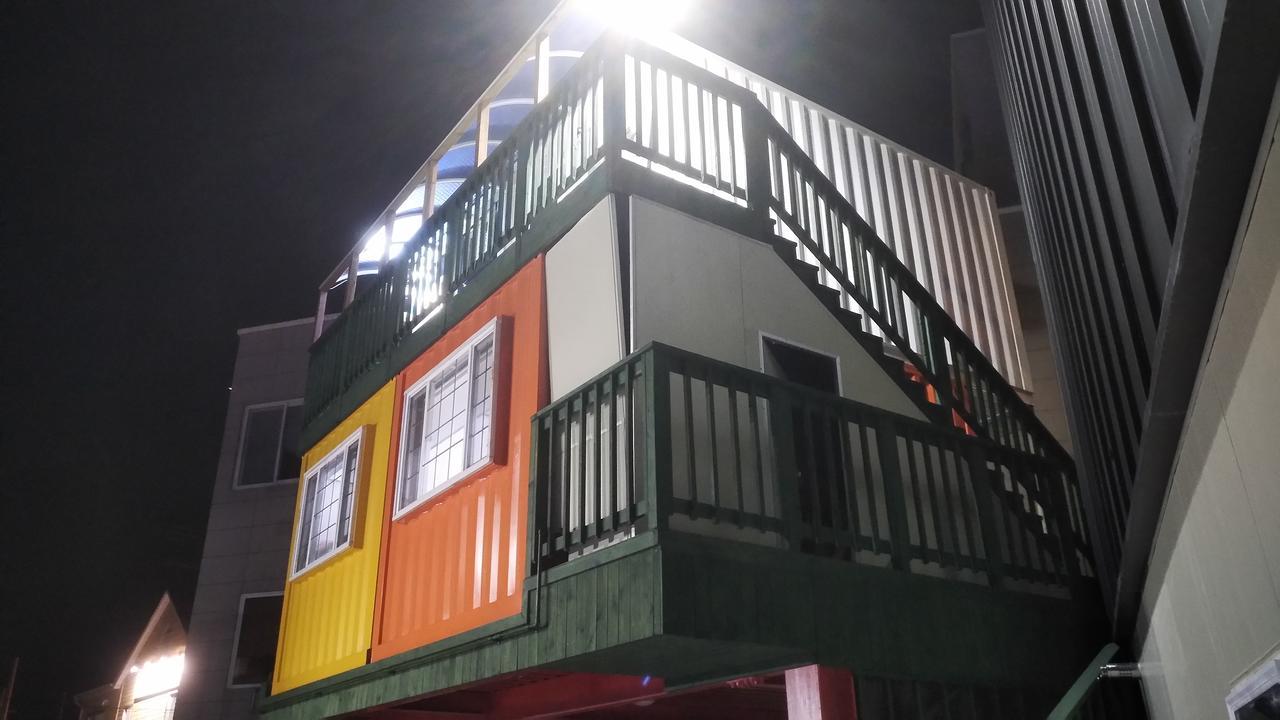 Ocean Capsule Guesthouse Gangneung Eksteriør bilde