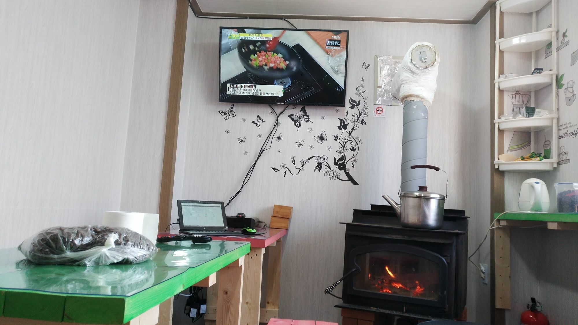 Ocean Capsule Guesthouse Gangneung Eksteriør bilde